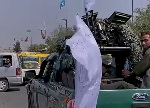  Taliban fighters on a truck in Kabul, August 17 2021