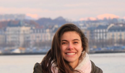 Portrait of Luisa Fernanda Gómez Betancur in front of Geneva Lake.