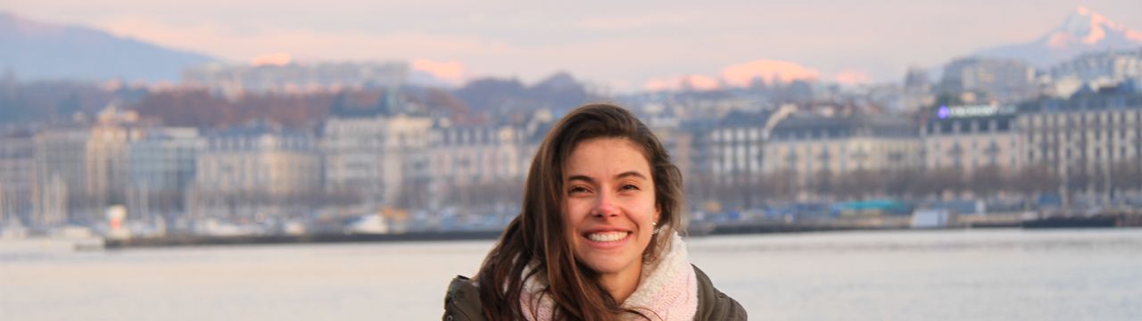 Portrait of Luisa Fernanda Gómez Betancur in front of Geneva Lake.