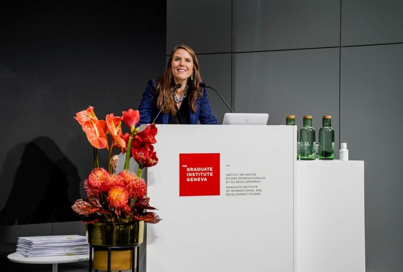 Professor Gloria Gaggioli at the 2021 graduation ceremony
