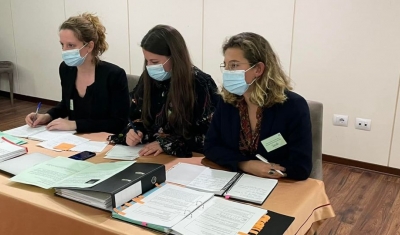 Francesca Gortan, Sarah Surget and Sophie Timmermans during a simulation at Pictet 2022