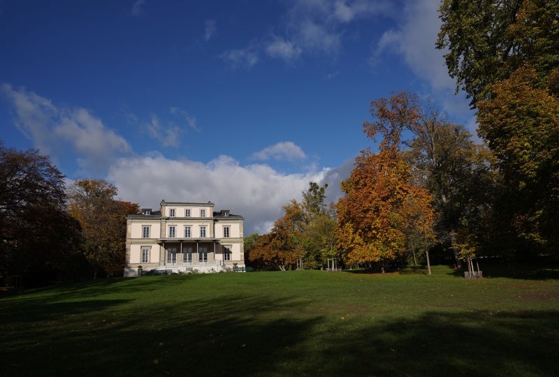 Villa Moynier in the fall