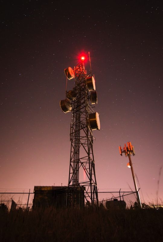 Sattelite antenna